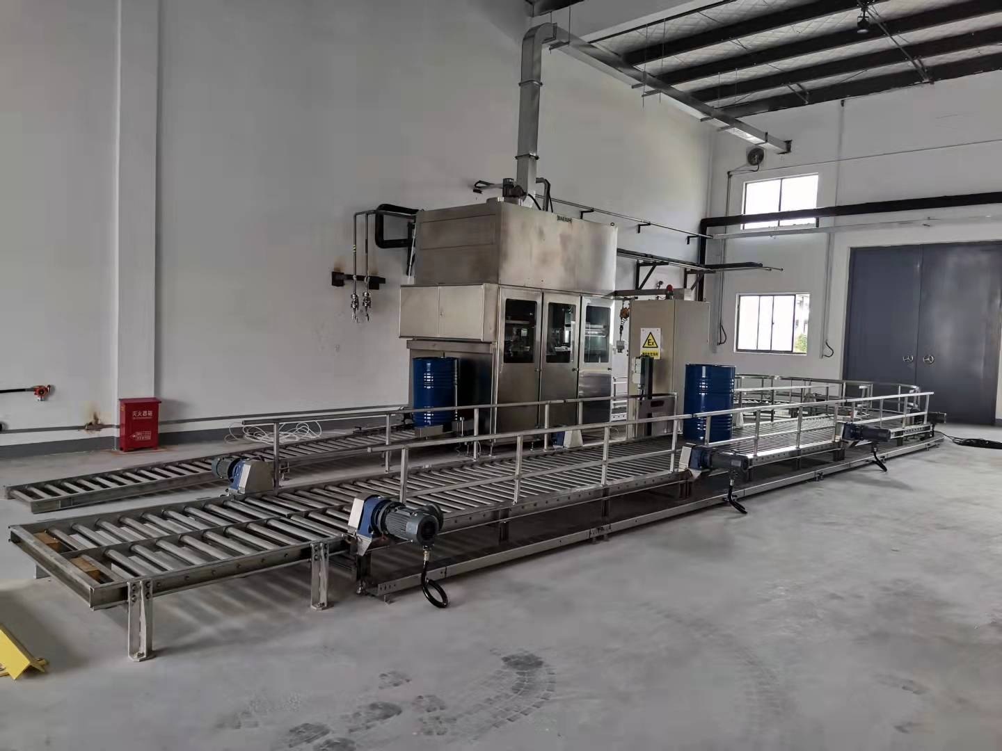 200L 1-nozzle Drum Fully Automatic Lubricant Oil Chemical Liquid Filling Capping Palletizing Machine Filler